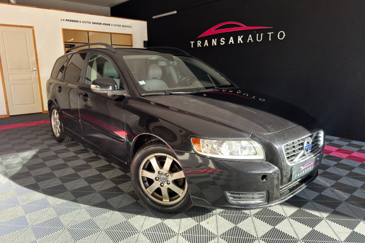 VOLVO V50