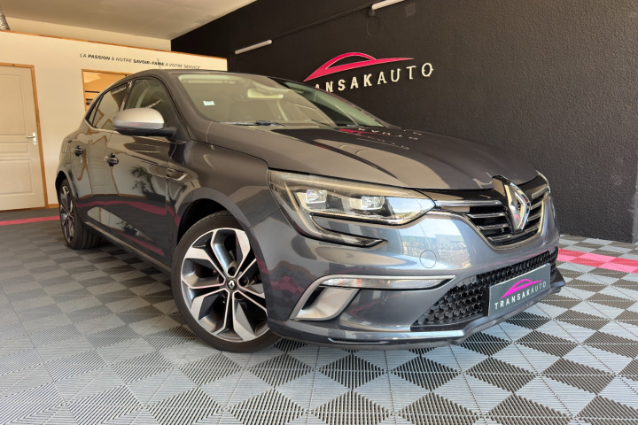 RENAULT MEGANE IV BERLINE