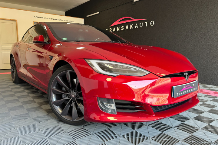 TESLA MODEL S