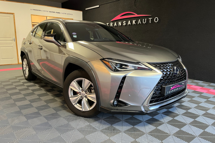 LEXUS UX