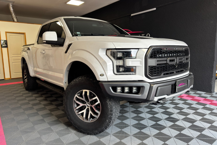 FORD F-150 RAPTOR