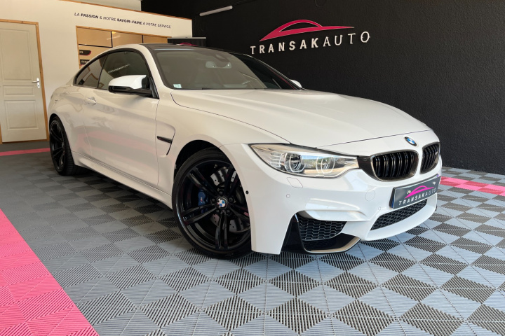 BMW M4 COUPE F82
